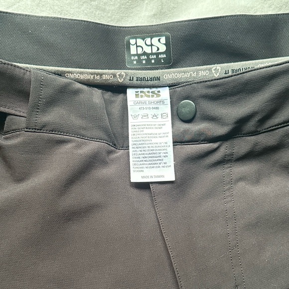 Men’s IXS Carve mountain bike shorts in Medium. - Picture 6 of 6